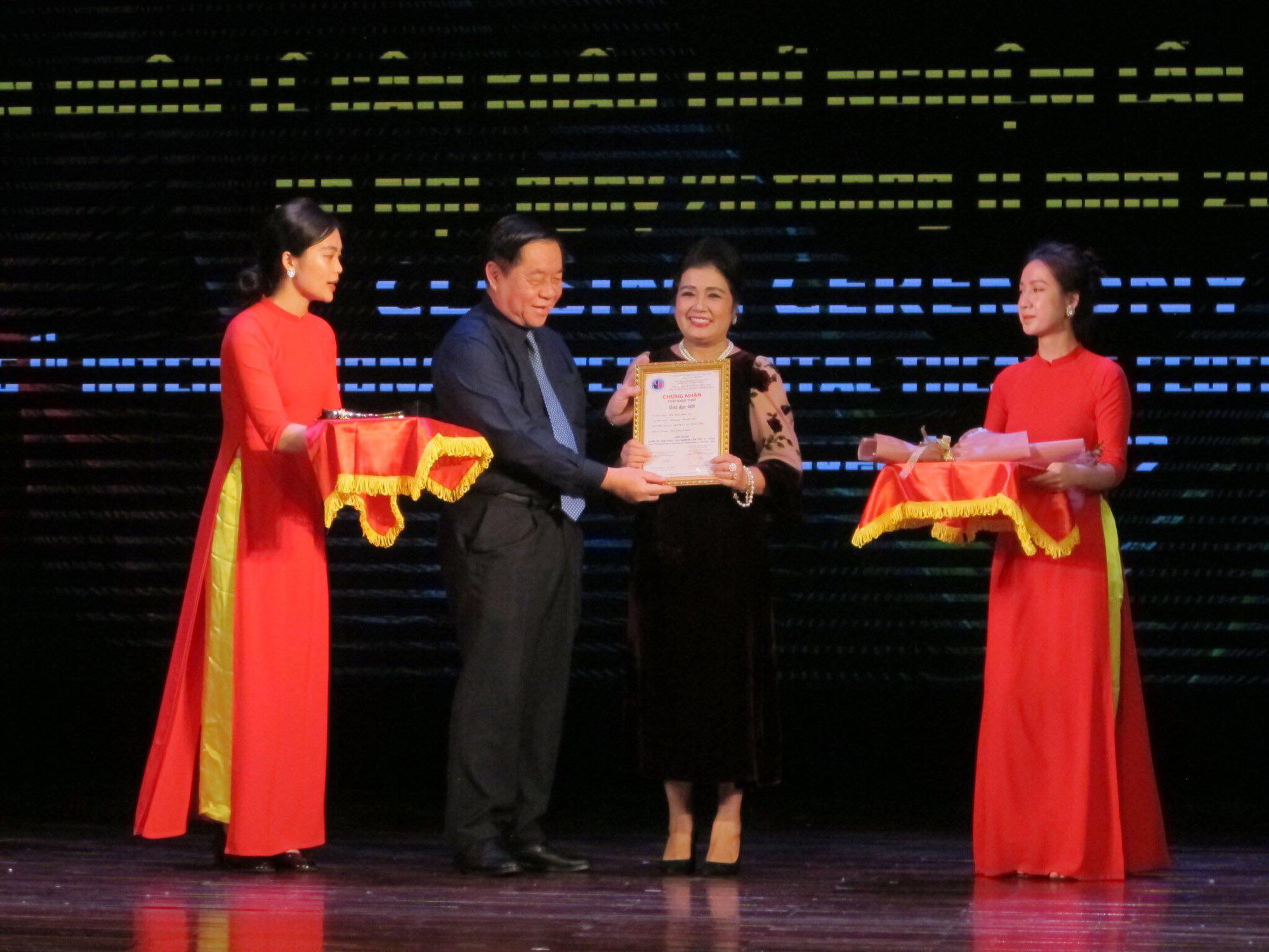 Trao giải liên hoan quốc tế sân khấu thử nghiệm lần V năm 2022