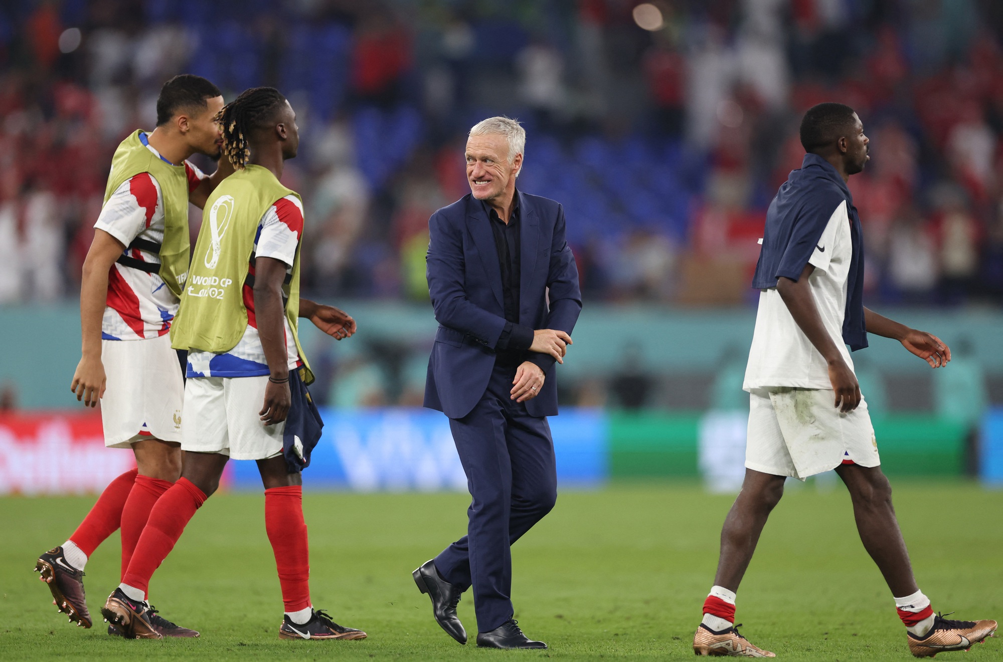 Mbappe lập c&uacute; đ&uacute;p, tuyển Ph&aacute;p sớm gi&agrave;nh suất v&agrave;o v&ograve;ng 1/8 World Cup 2022 - Ảnh 8.