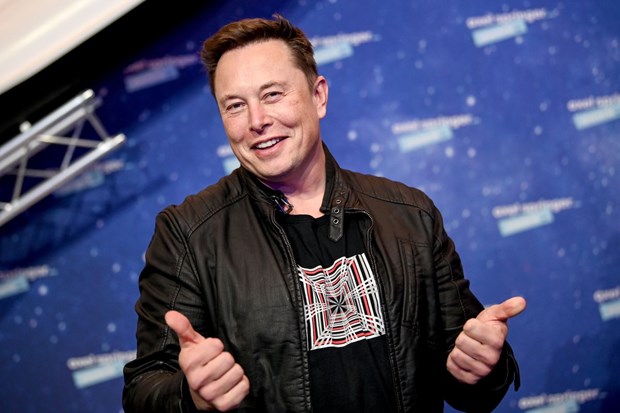 Tỉ phú Elon Musk úp mở khả năng “chơi lớn”, cạnh tranh với iPhone