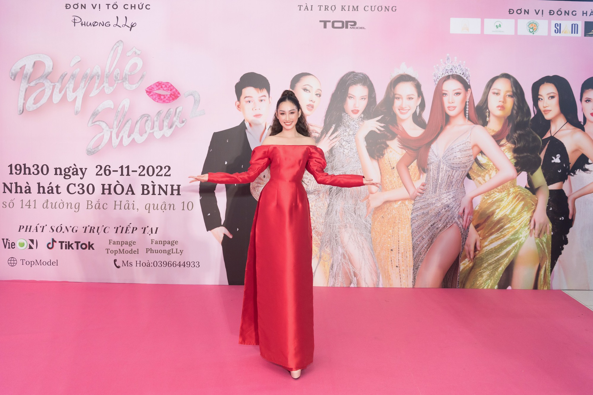 Hoa hậu Đo&agrave;n Hồng Trang tại B&uacute;p B&ecirc; show 2 của NTK Phương Hồ - Ảnh 5.