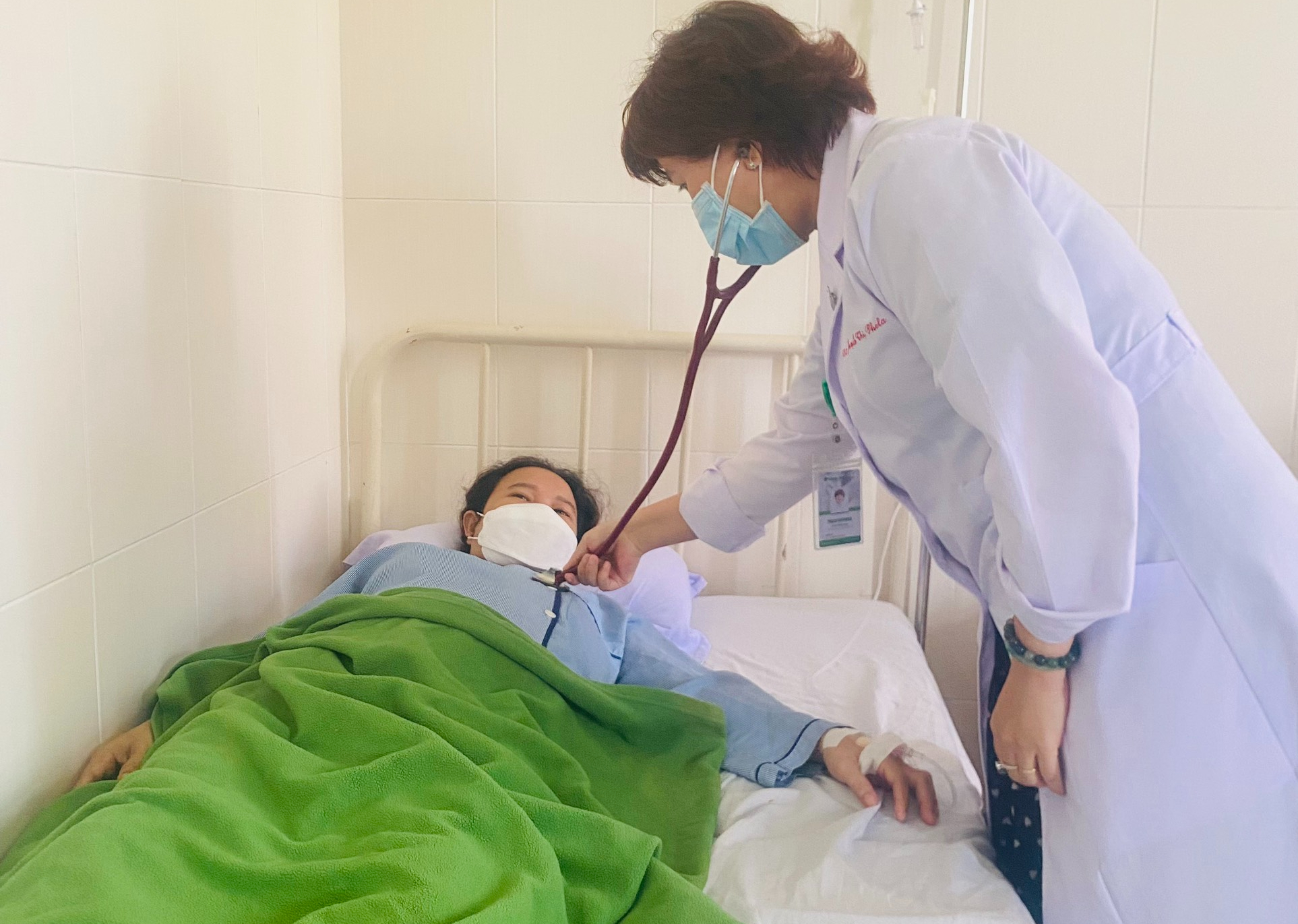 Một phụ nữ mắc chứng bệnh nguy kịch khi mang thai ở tuổi 42