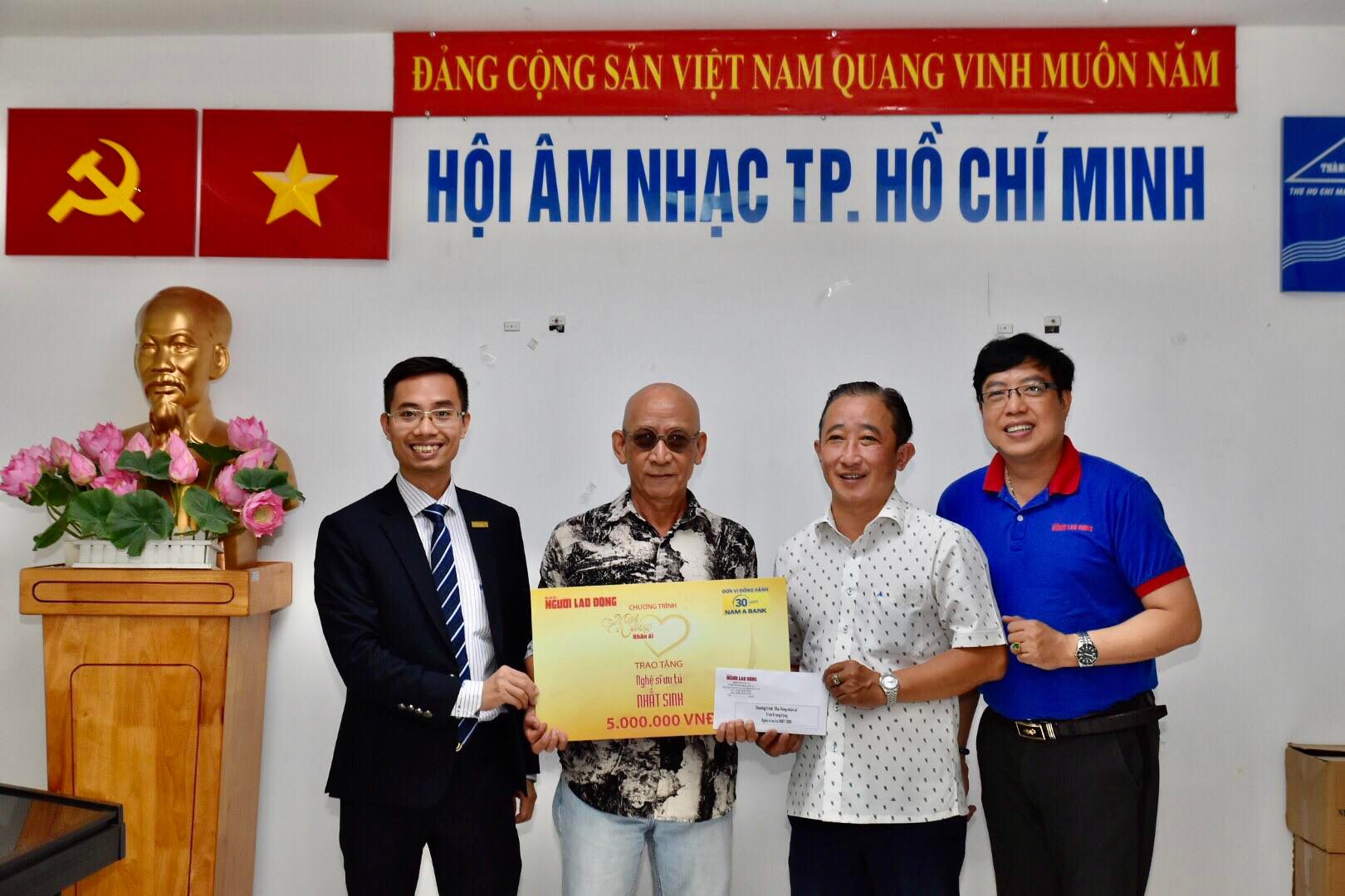 Mai V&agrave;ng nh&acirc;n &aacute;i thăm nhạc sĩ L&ecirc; Văn Lộc v&agrave; NSƯT - ca sĩ Nhất Sinh - Ảnh 4.