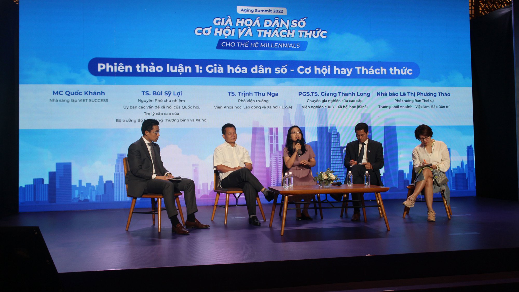 Khuyến khích lao động lớn tuổi tham gia bảo hiểm