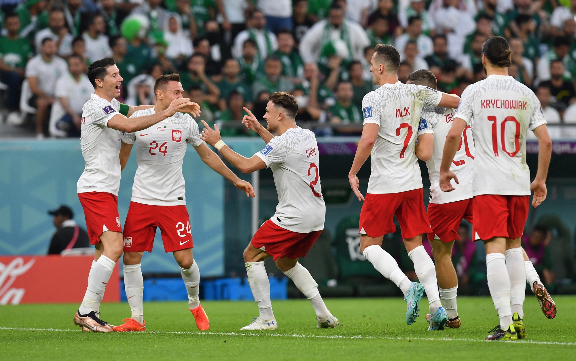 Dự đo&aacute;n tỉ số Ba Lan &ndash; Argentina: Messi kh&oacute; bắn hạ đại b&agrave;ng trắng - Ảnh 1.