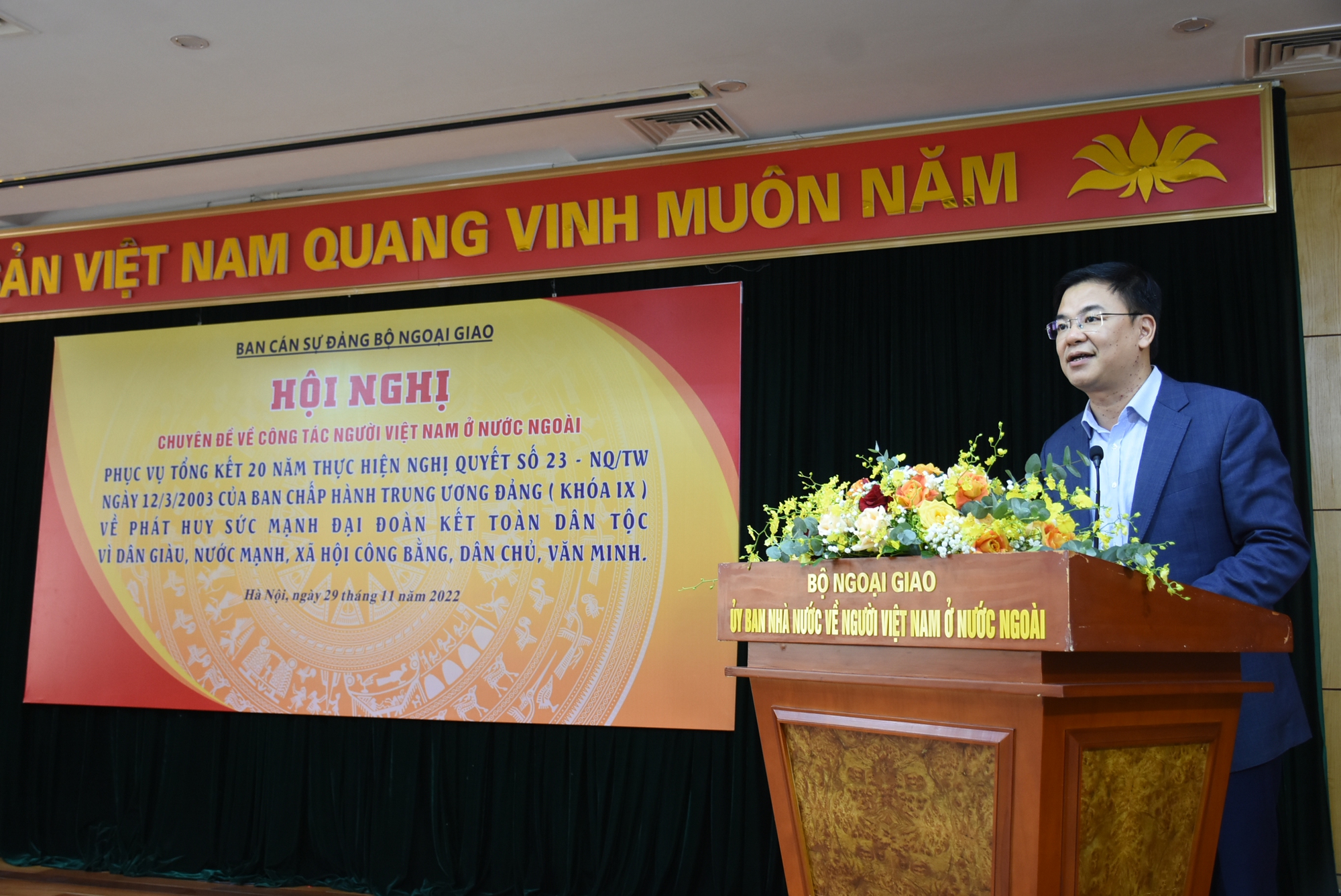 Gỡ khó để kiều bào đóng góp nhiều hơn cho quê hương