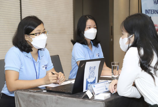 Nhiều cơ hội cho lao động Việt ở ch&acirc;u &Acirc;u - Ảnh 1.