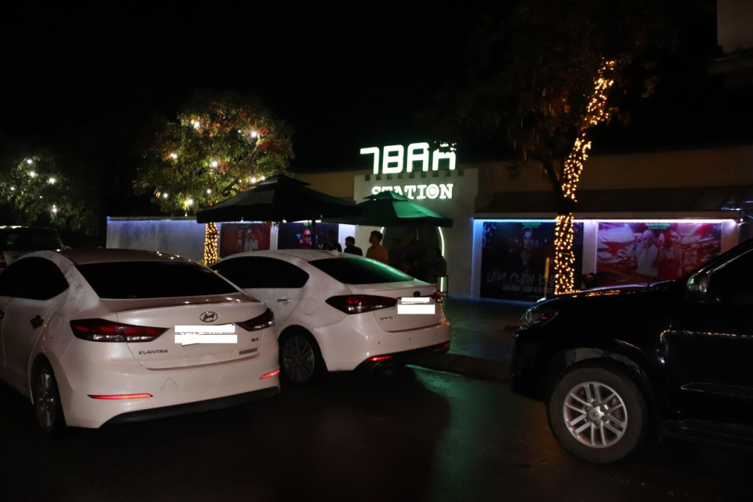 Diến biến mới vụ gần 100 cảnh sát nửa đêm đột kích quán "7 Bar Station"