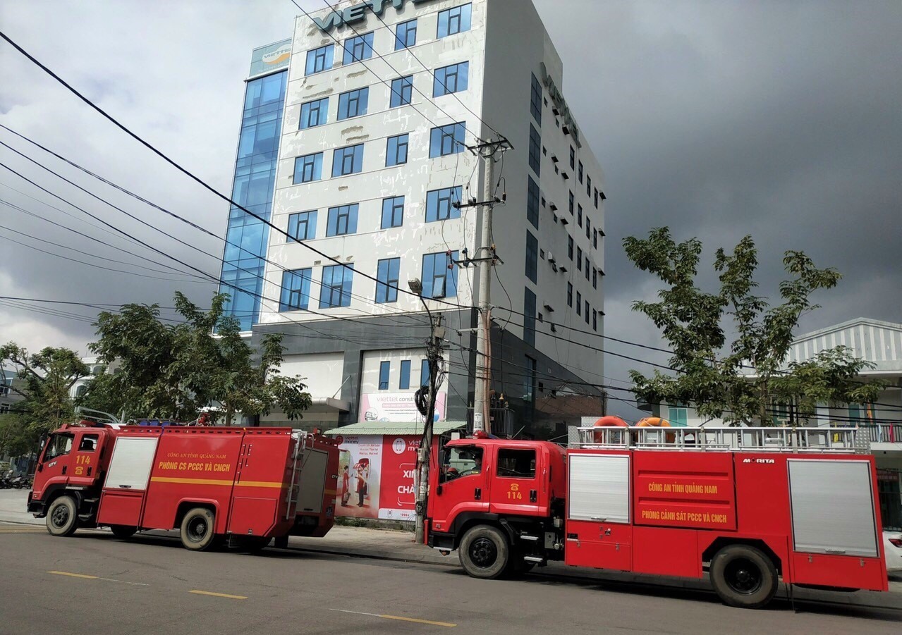 Quảng Nam xử phạt nhiều t&ograve;a nh&agrave; vi phạm ph&ograve;ng ch&aacute;y chữa ch&aacute;y - Ảnh 1.