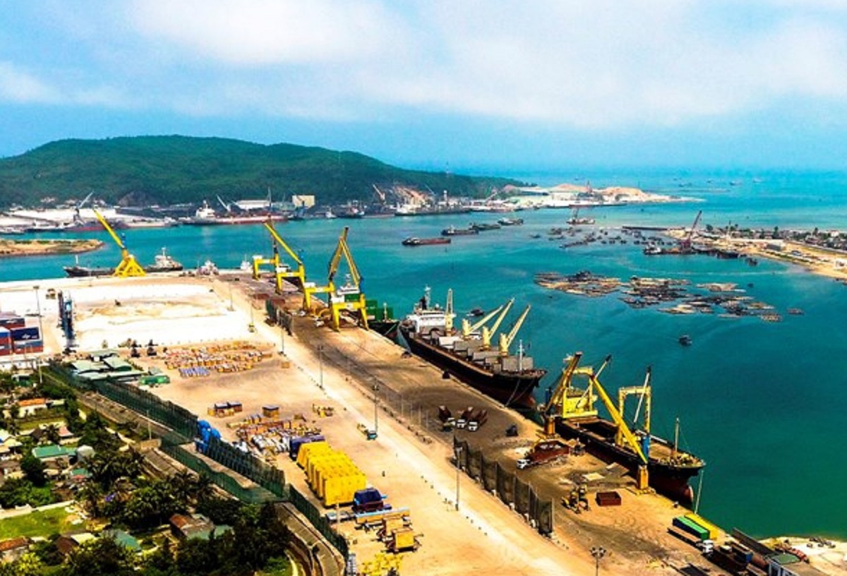 Hàng triệu m3 bùn thải đã được nhận chìm xuống biển Nghi Sơn
