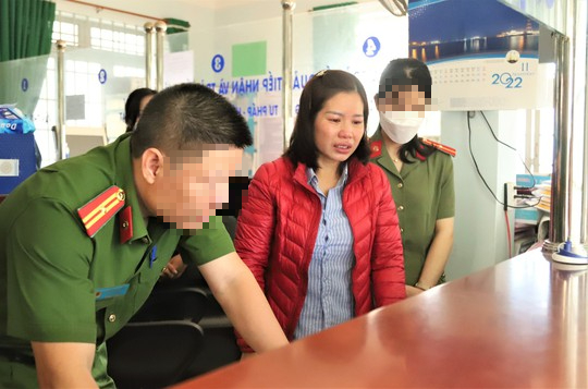 Lâm Đồng: Bắt cán bộ địa chính xã chiếm đoạt hơn 1,3 tỉ đồng