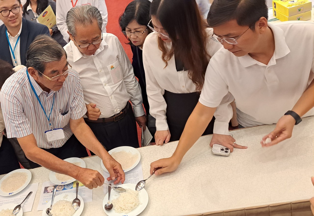 “Gạo ngon Việt Nam” 2022: Từ bất ngờ đến… dự kiến khiếu nại