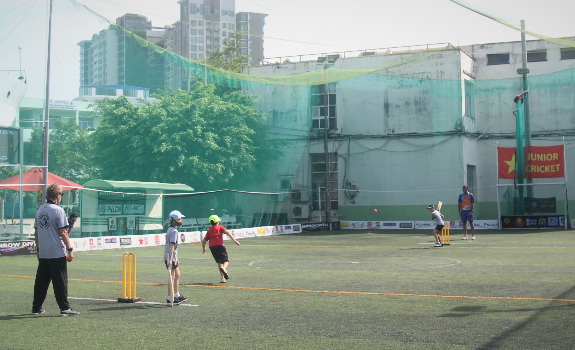 Sôi nổi Giải Cricket thanh thiếu niên tại TP HCM - Ảnh 2.