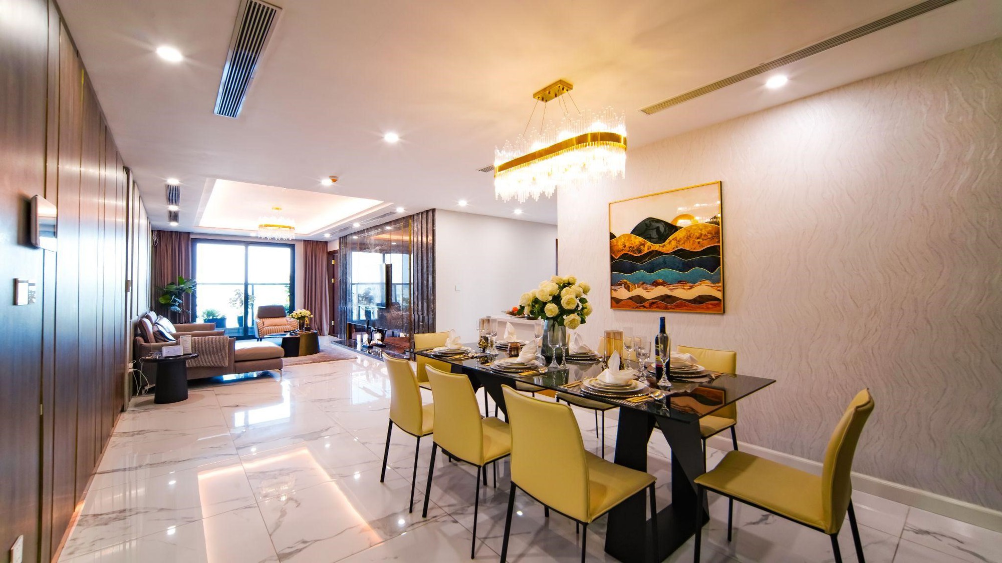 Lợi thế tạo n&ecirc;n sức h&uacute;t cho căn hộ cao cấp diện t&iacute;ch lớn tại Sunshine Center - Ảnh 2.