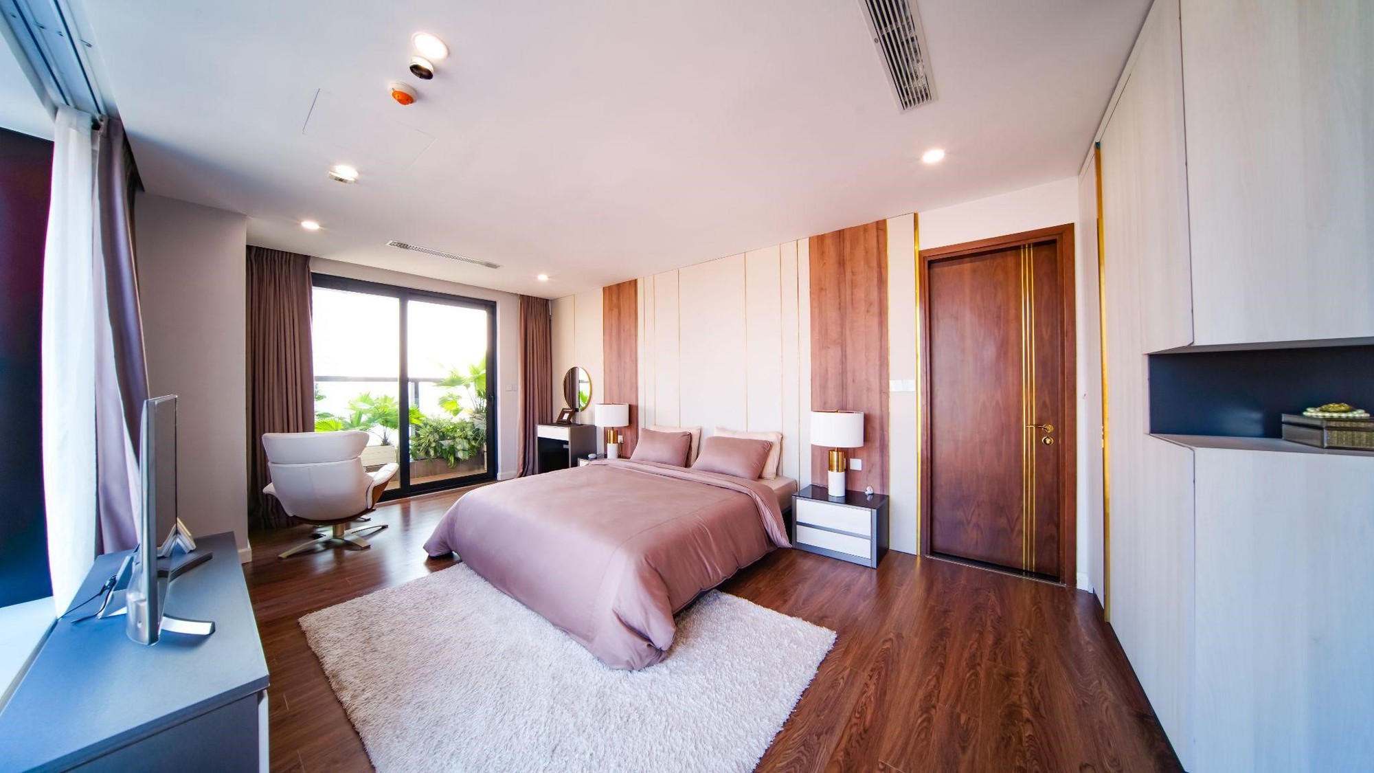 Lợi thế tạo n&ecirc;n sức h&uacute;t cho căn hộ cao cấp diện t&iacute;ch lớn tại Sunshine Center - Ảnh 3.