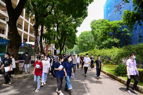 Năm học này, chưa tăng học phí