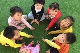 Giúp con thích nghi với hoàn cảnh sống