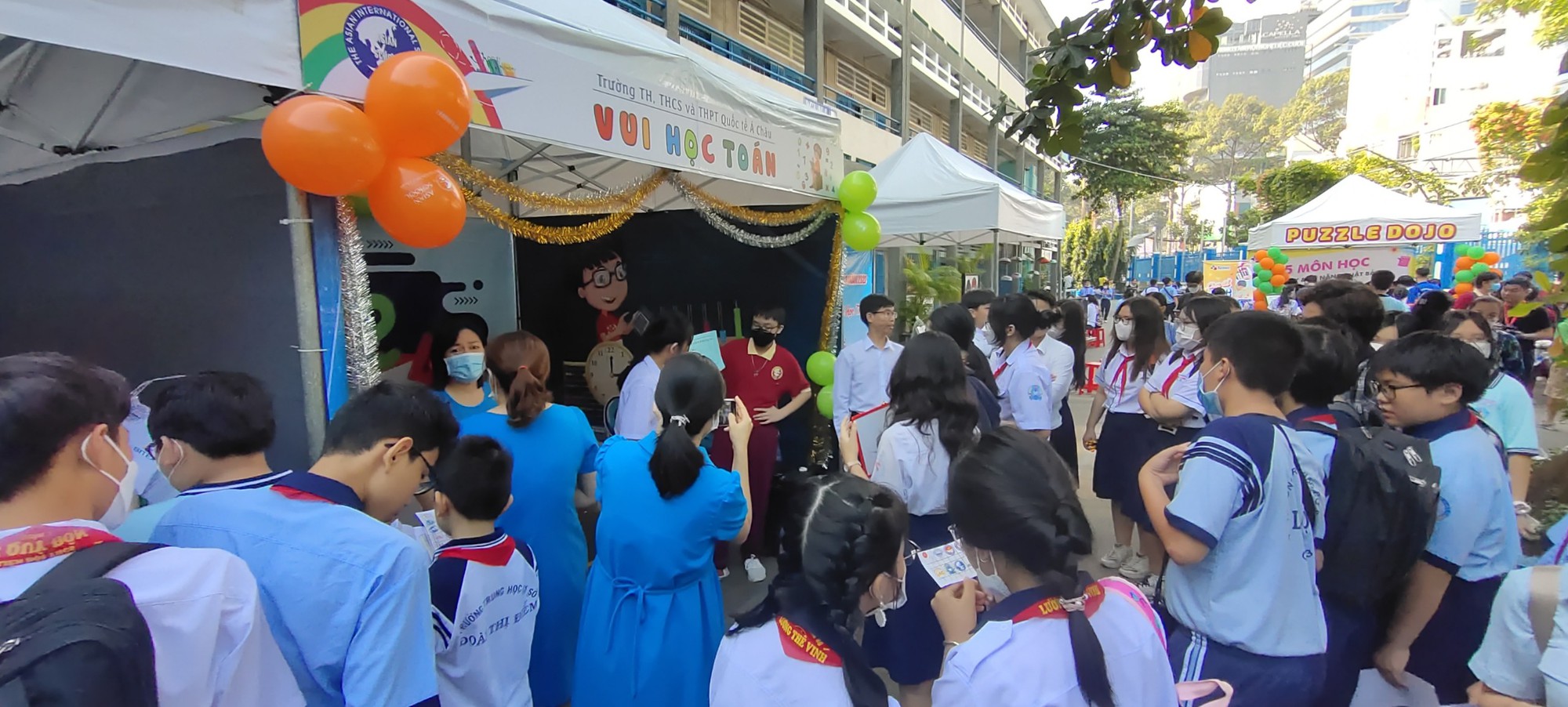 TP HCM: Hàng ngàn học sinh tìm câu trả lời Học toán có thật sự gian nan? - Ảnh 1.