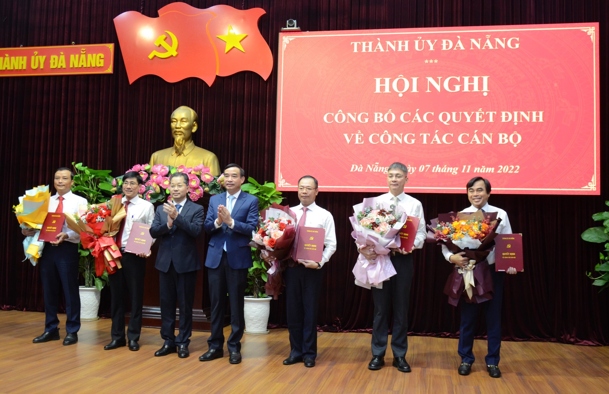 Hàng loạt lãnh đạo Đà Nẵng được điều động, luân chuyển