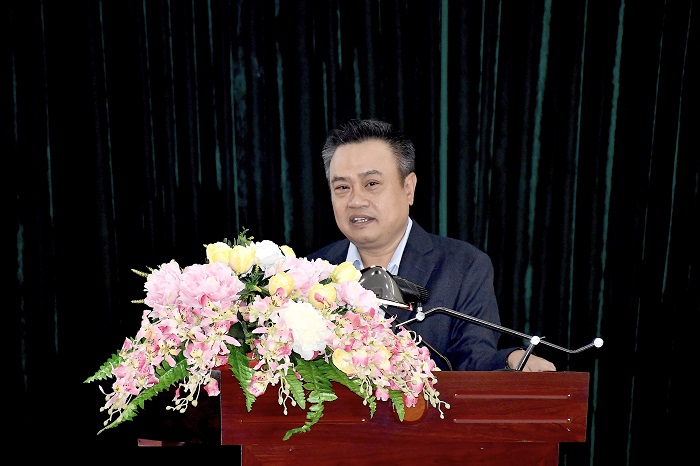96 cán bộ nguồn lắng nghe Chủ tịch Hà Nội giảng bài