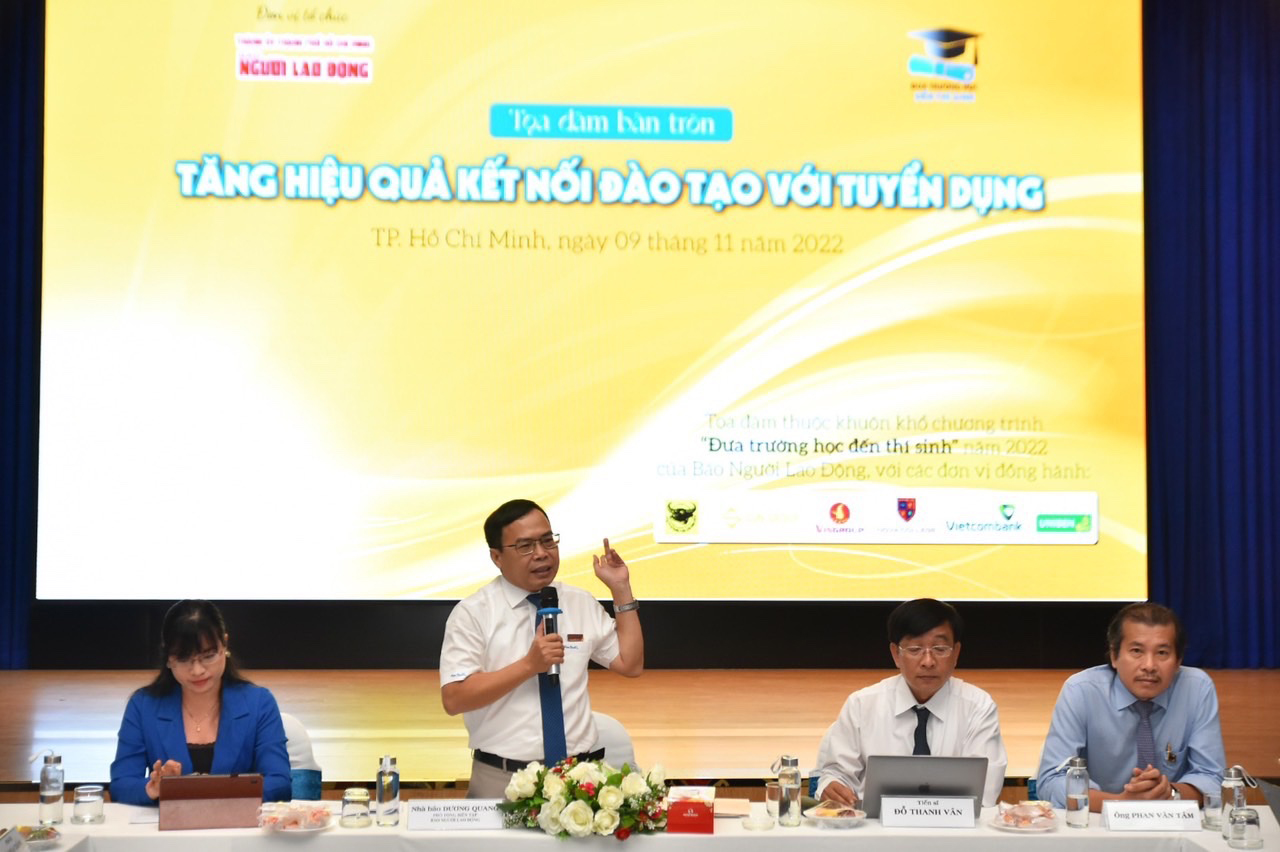 TĂNG HIỆU QUẢ KẾT NỐI ĐÀO TẠO VỚI TUYỂN DỤNG: Thắt chặt quan hệ nhà trường - doanh nghiệp