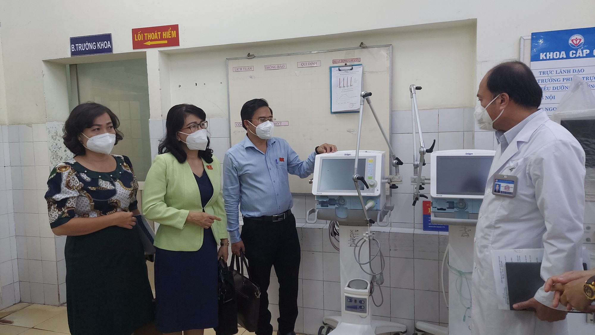 Bệnh viện Trưng Vương hạ ti&ecirc;u chuẩn tuyển dụng nhưng kh&ocirc;ng tuyển được điều dưỡng - Ảnh 2.