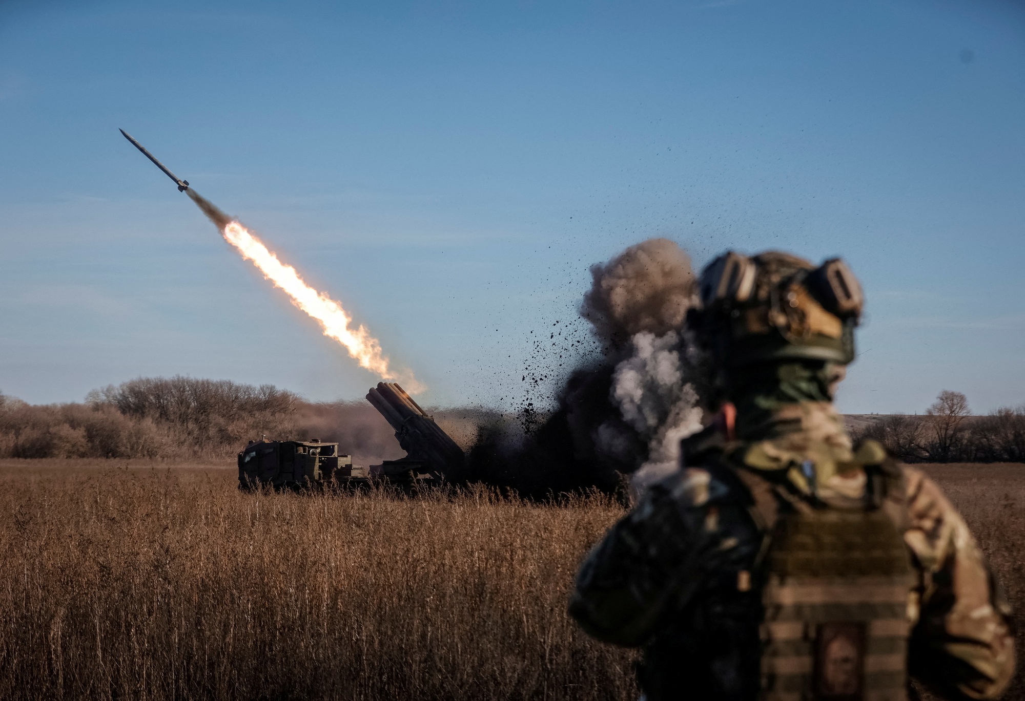 Ukraine cảnh báo "phản công mạnh", Nga hé lộ kế hoạch tác chiến ở Donetsk