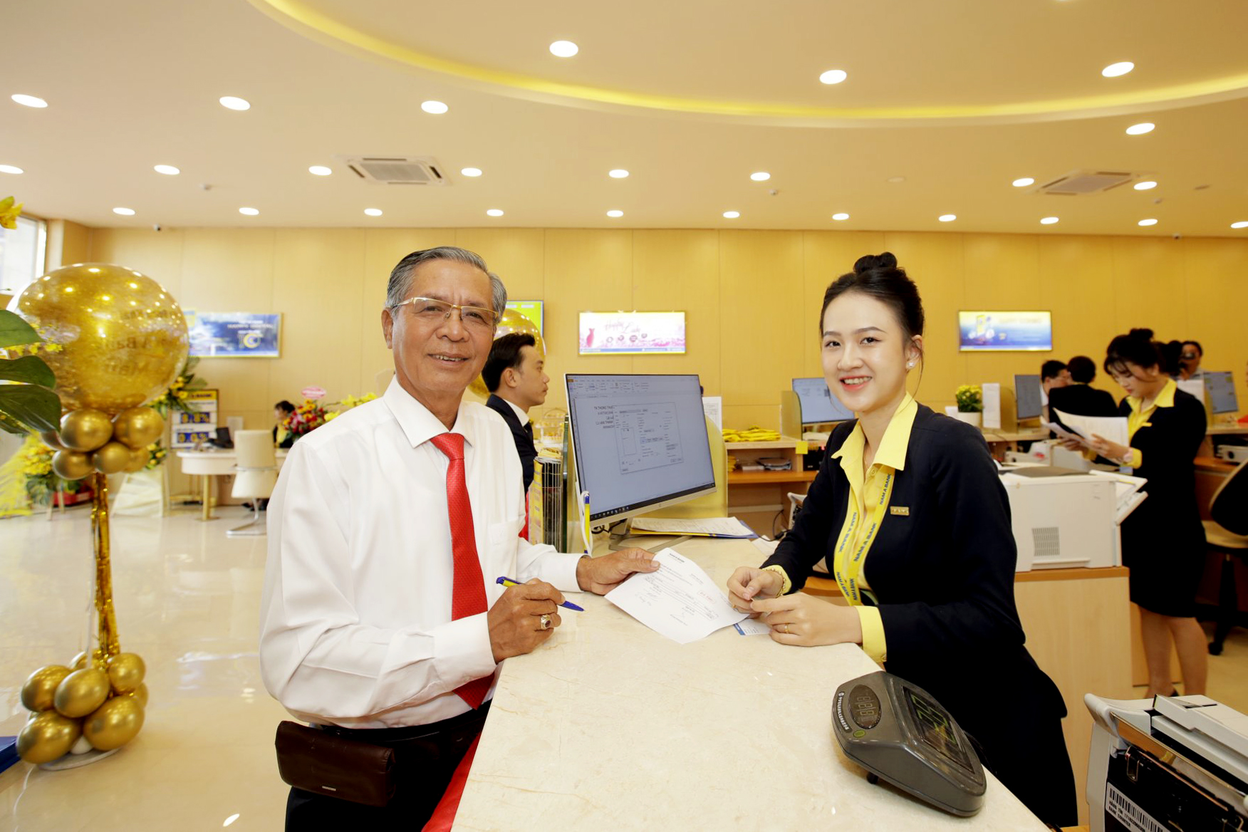 Nam A Bank đưa v&agrave;o hoạt động điểm kinh doanh mới tại T&acirc;y Nam Bộ - Ảnh 2.