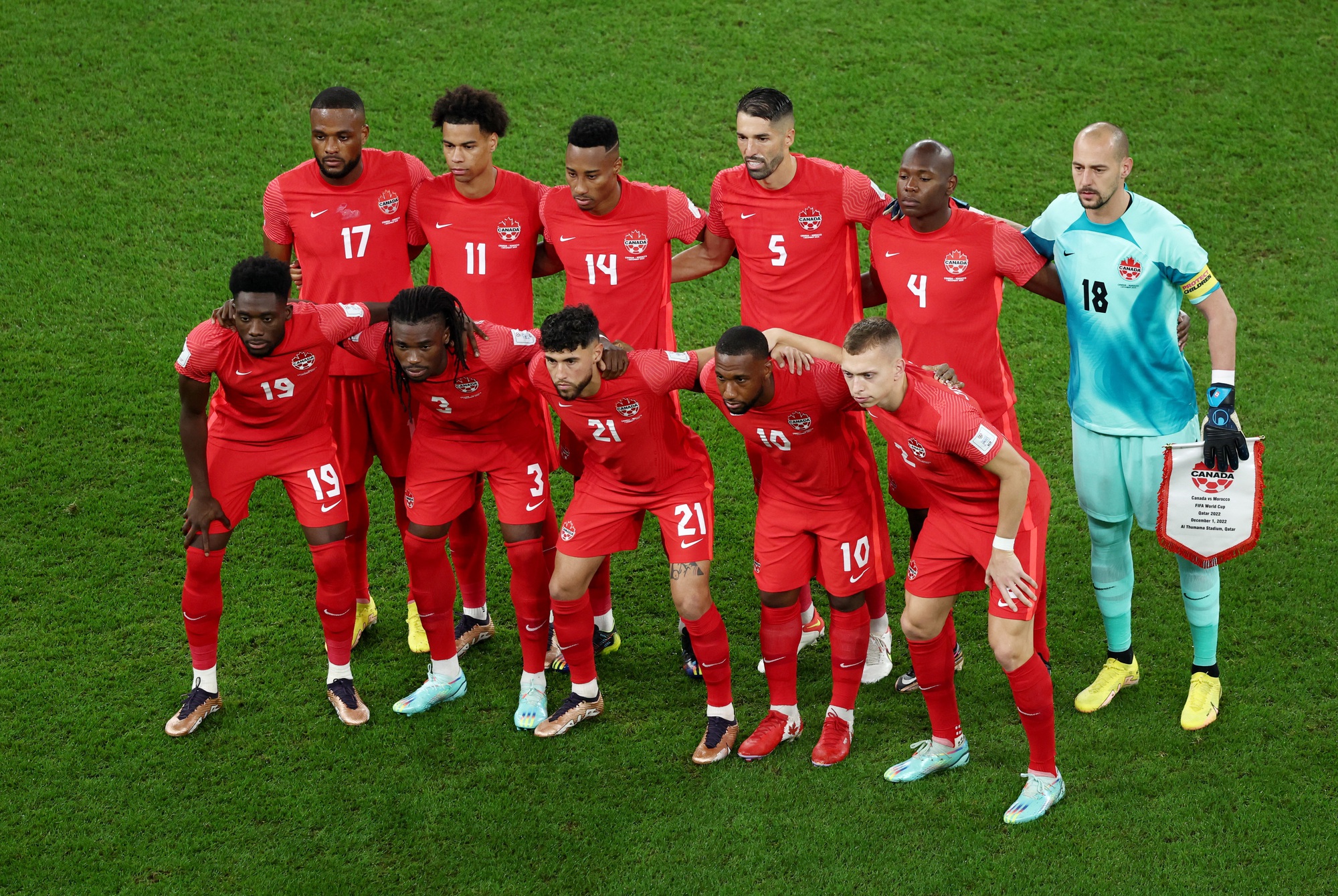 Thắng Canada 2-1, Morocco vượt v&ograve;ng bảng World Cup sau 36 năm - Ảnh 2.