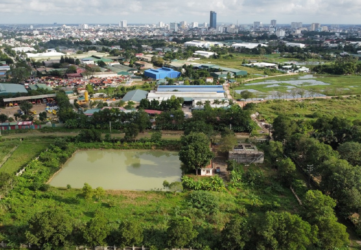 Trạm xử l&yacute; nước thải ở khu c&ocirc;ng nghiệp 147 tỉ đồng bỏ hoang gần 20 năm - Ảnh 1.