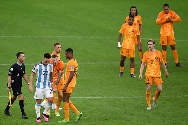 Argentina tho&aacute;t &aacute;n điều tra FIFA, Messi ung dung chờ đ&aacute; b&aacute;n kết - Ảnh 4.