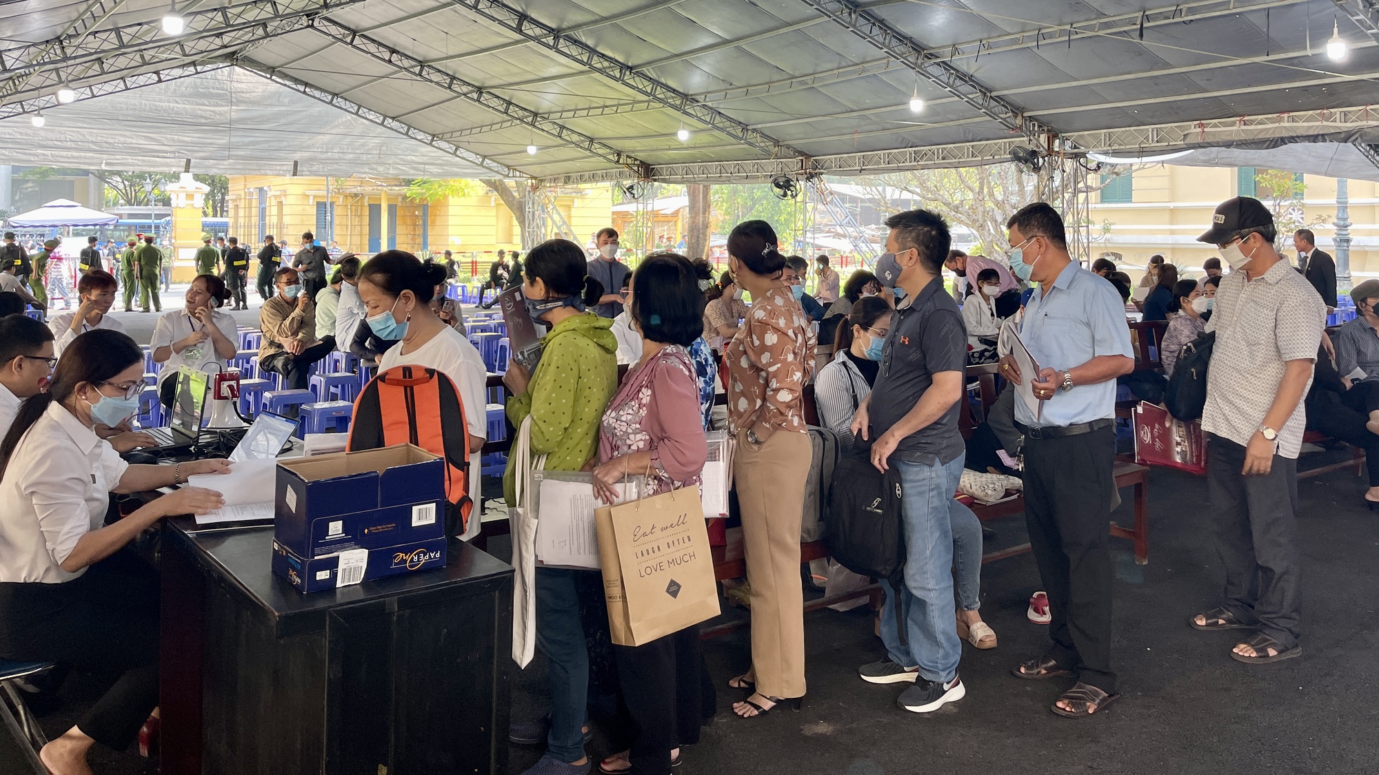 Bị hại vụ Alibaba phơi bày sự thật bị dắt vào... rừng! - Ảnh 2.
