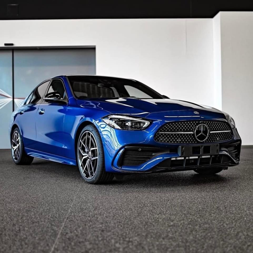 Mercedes-Benz triệu hồi gần 1.000 ôtô lỗi