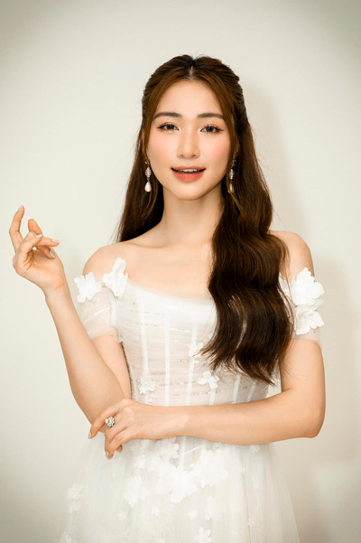 Bình chọn giải Mai Vàng lần thứ 28 - hạng mục nữ ca sĩ: Mỗi giọng ca đều có dấu ấn riêng - Ảnh 2.
