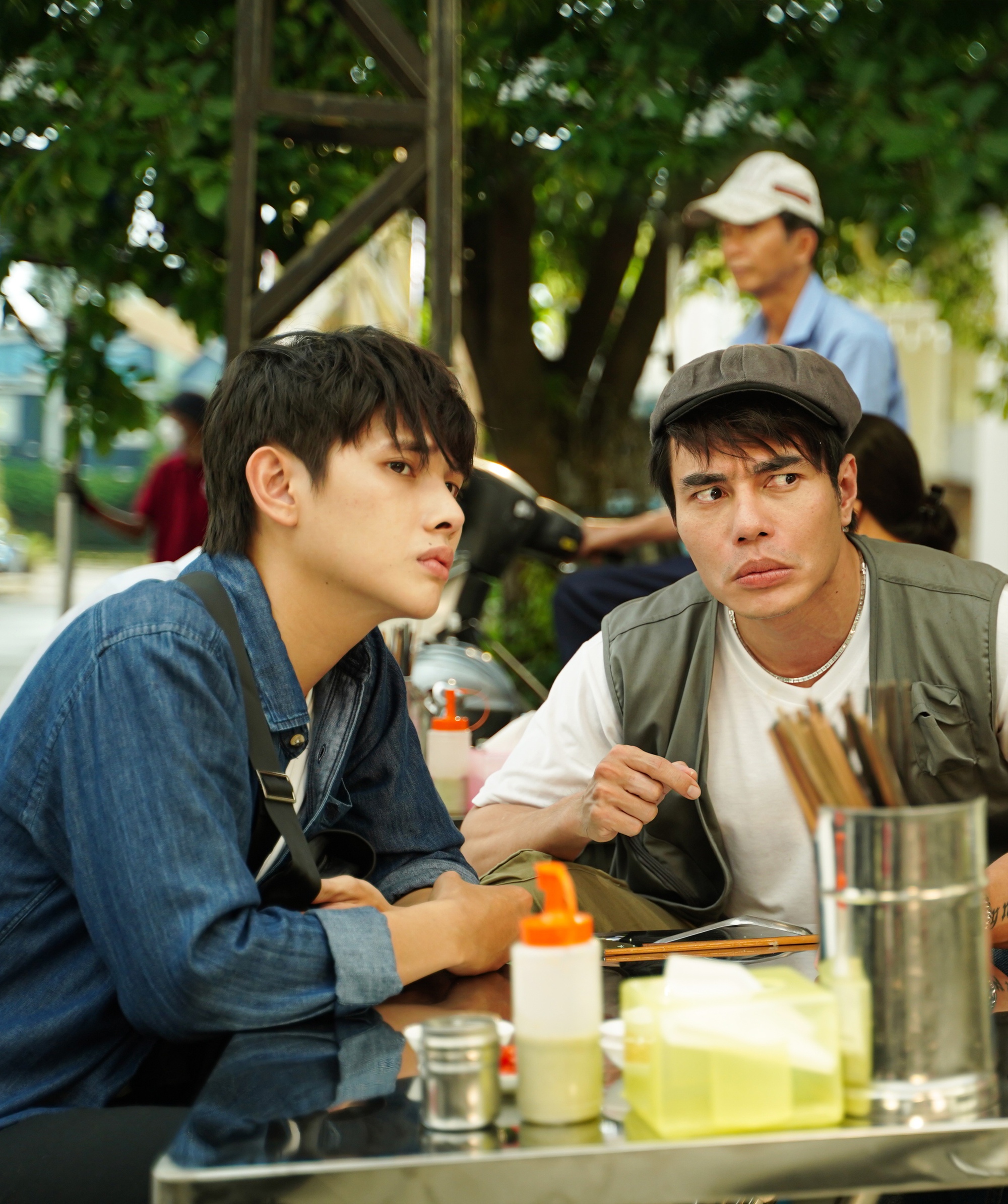 Hậu &ldquo;2 ng&agrave;y 1 đ&ecirc;m&rdquo;, L&ecirc; Dương Bảo L&acirc;m đắt s&ocirc; phim - Ảnh 2.