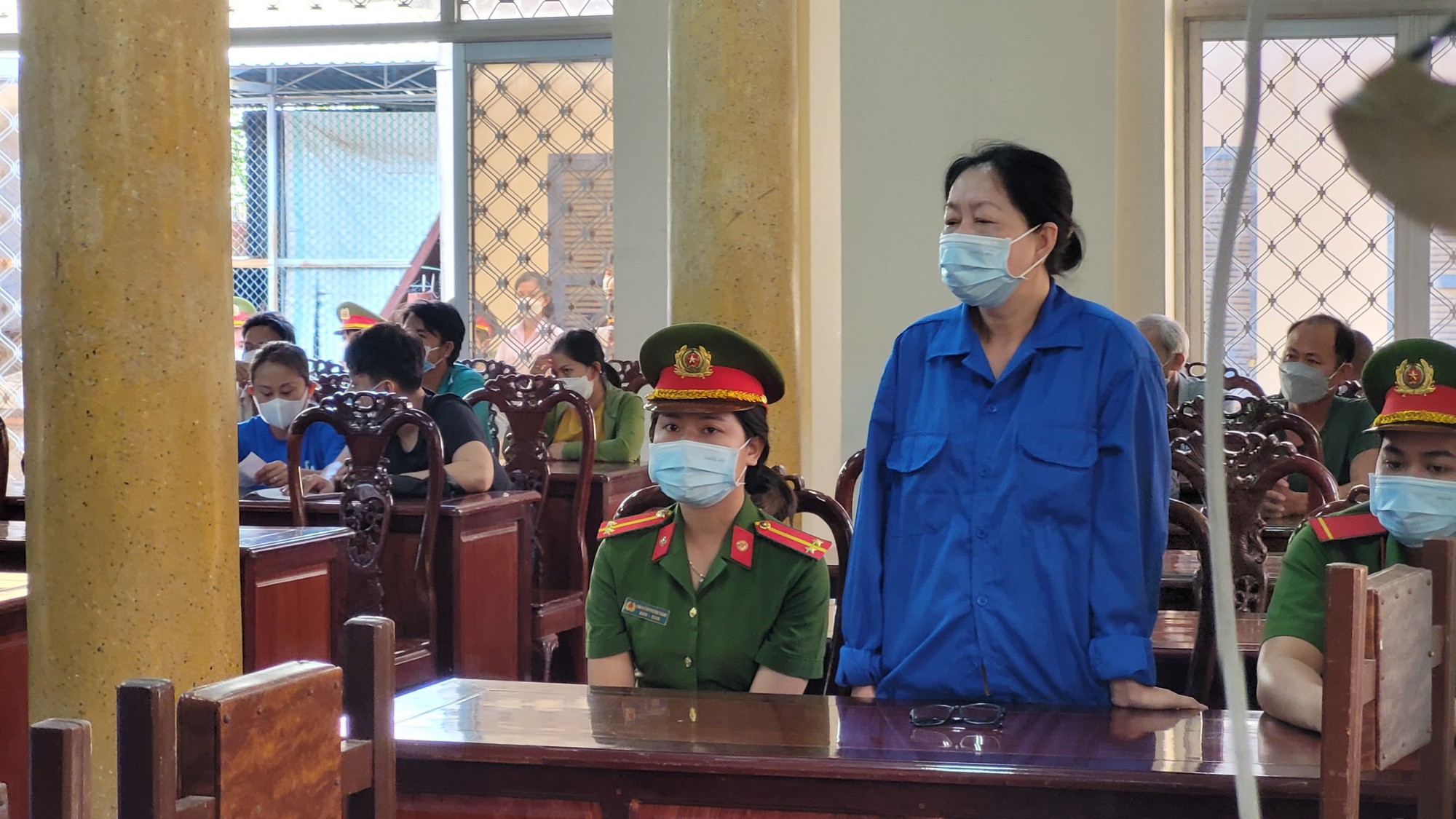 L&yacute; do ho&atilde;n phi&ecirc;n t&ograve;a x&eacute;t xử &ldquo;tr&ugrave;m&rdquo; bu&ocirc;n lậu Mười Tường - Ảnh 3.