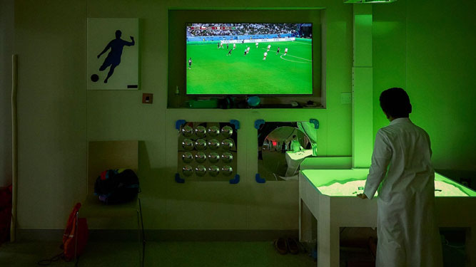 Xem World Cup tại "phòng giác quan"