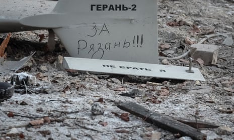 Ukraine bắn hạ to&agrave;n bộ m&aacute;y bay kh&ocirc;ng người l&aacute;i của Nga - Ảnh 2.