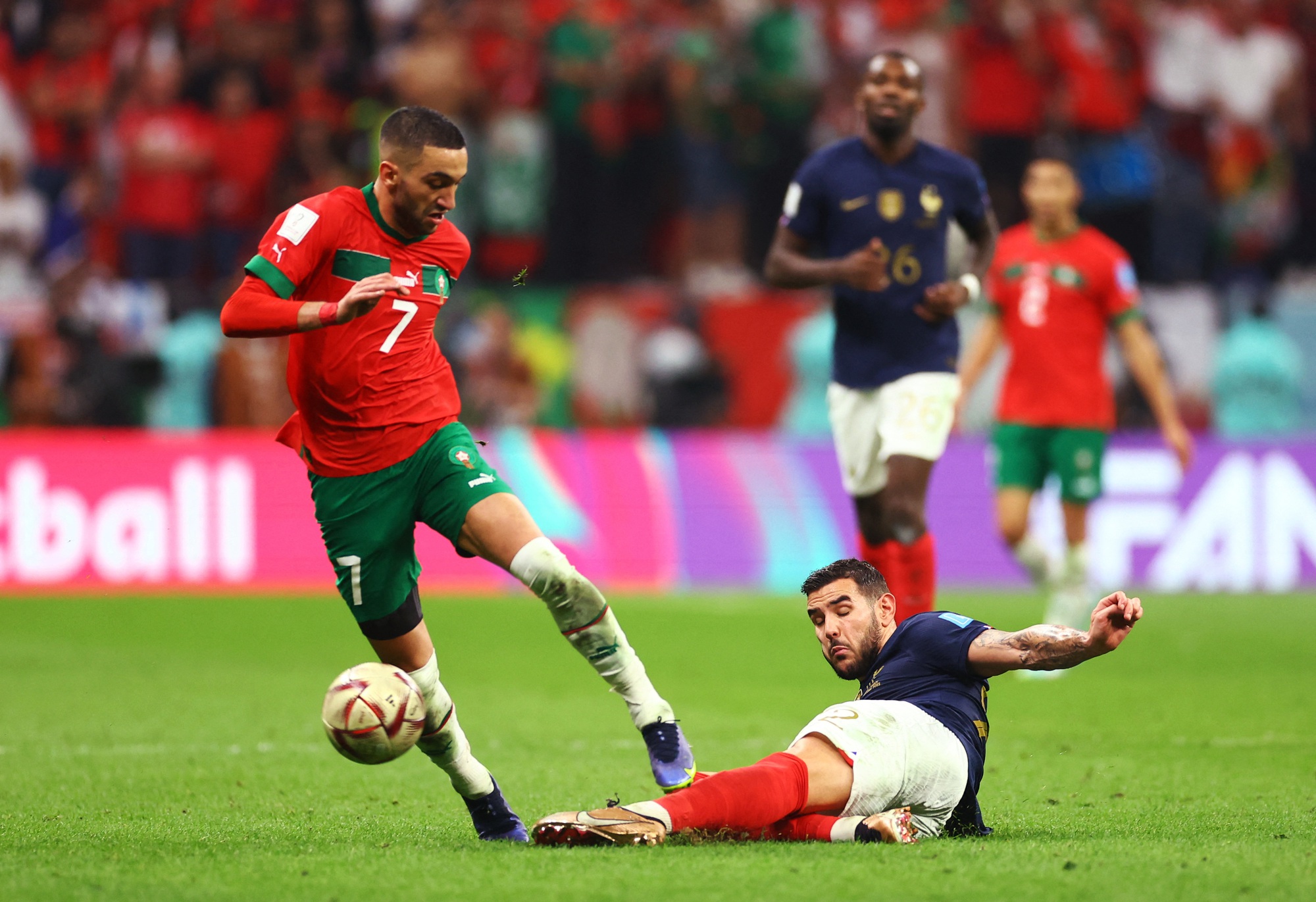 B&aacute;n kết Ph&aacute;p &ndash; Morocco v&agrave; b&iacute; ẩn về d&agrave;n sao hải ngoại - Ảnh 3.