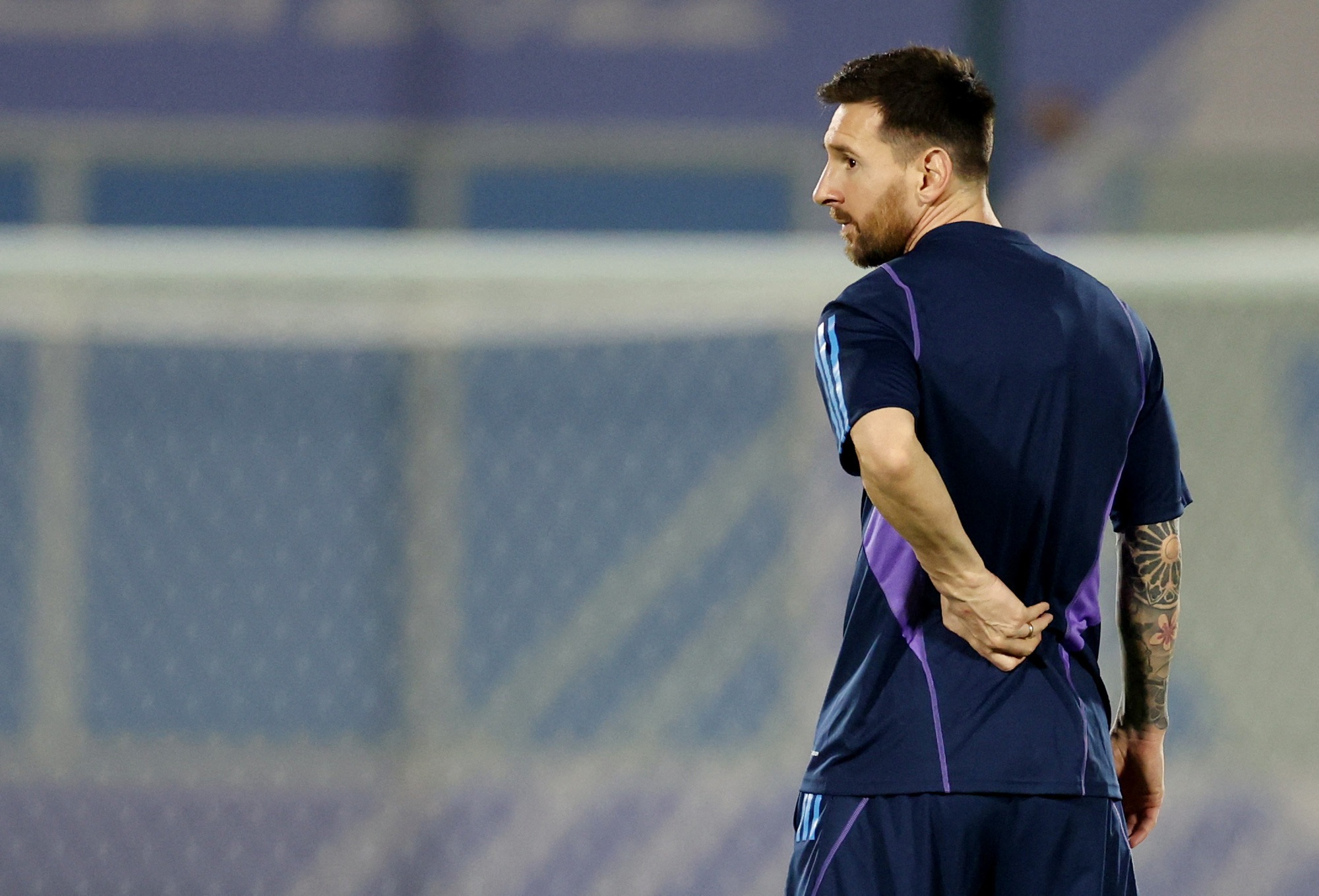 Thực hư việc Messi bỏ lỡ buổi tập v&igrave; chấn thương - Ảnh 3.
