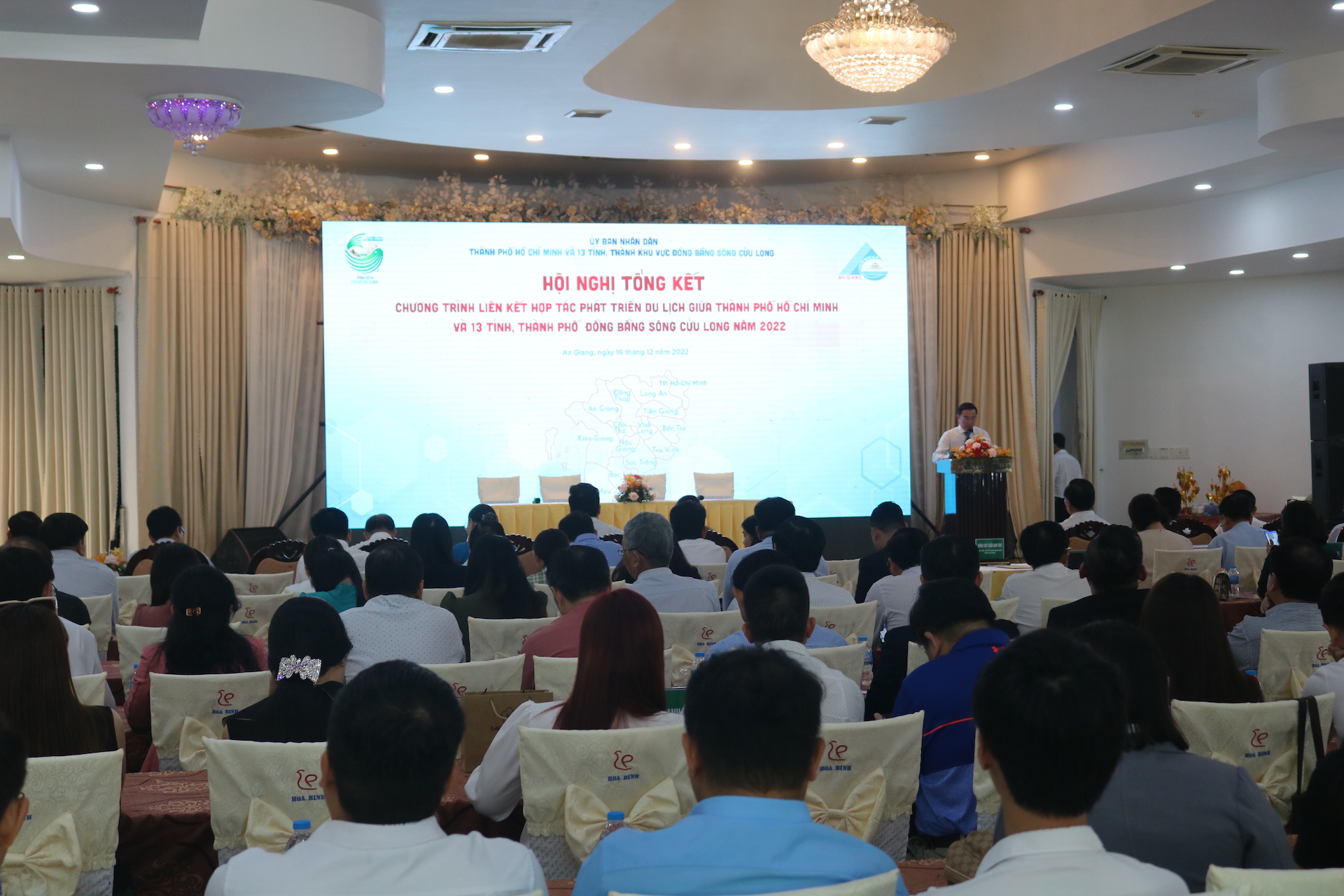 TP HCM đưa hơn 1,8 triệu lượt du kh&aacute;ch về ĐBSCL - Ảnh 2.