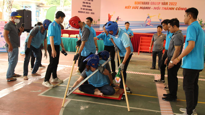 Rèn sức khỏe cho đoàn viên