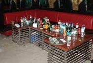 Từ quán bar về, chồng thấy vợ chân tay lạnh rồi tử vong nghi sốc ma túy