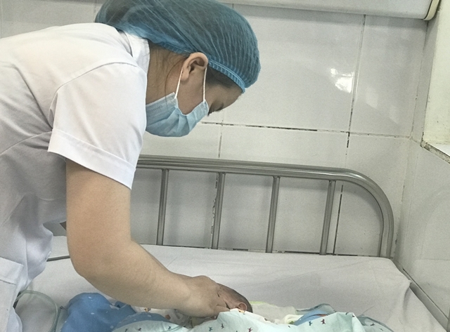 Mắc cúm B, trẻ 8 tuổi nguy kịch - Ảnh 1.
