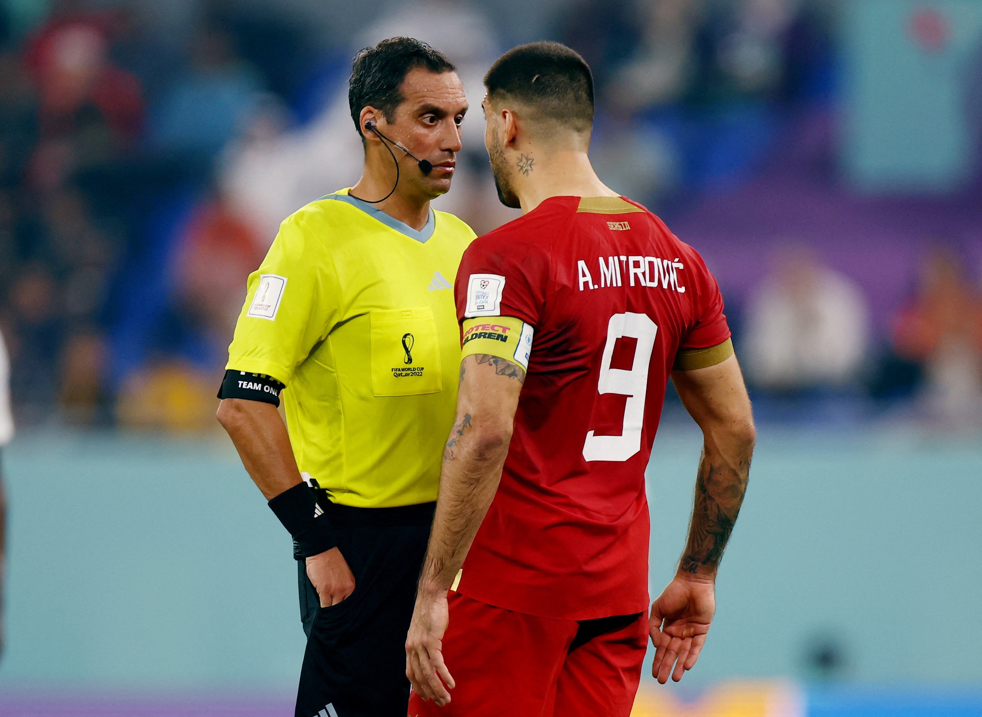Vượt qua Serbia, Thụy Sĩ gi&agrave;nh suất v&agrave;o v&ograve;ng 1/8 World Cup 2022 - Ảnh 3.
