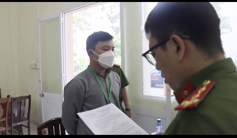 Công an TP HCM nói về bộ sậu đắc lực của bị can Nguyễn Phương Hằng - Ảnh 3.