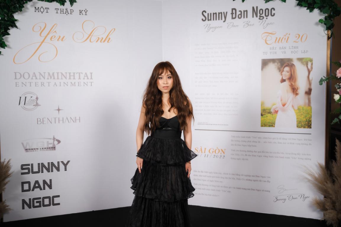D&agrave;n sao Việt ch&uacute;c mừng ca sĩ Sunny Đan Ngọc ra mắt MV mới - Ảnh 2.