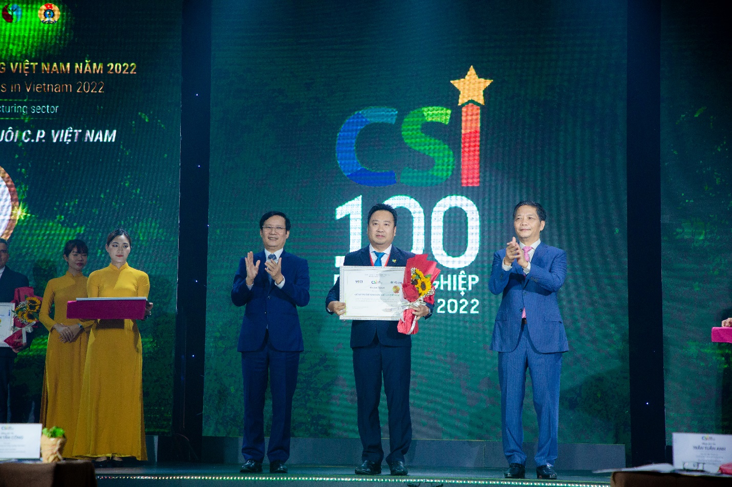 C.P. Việt Nam năm thứ 3 đạt “Top 10 doanh nghiệp bền vững Việt Nam 2022 - lĩnh vực sản xuất”