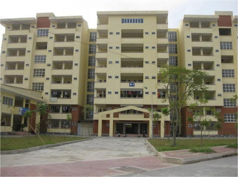 Kí túc xá đóng cửa để hoàn thiện yêu cầu PCCC, hàng ngàn sinh viên gặp khó