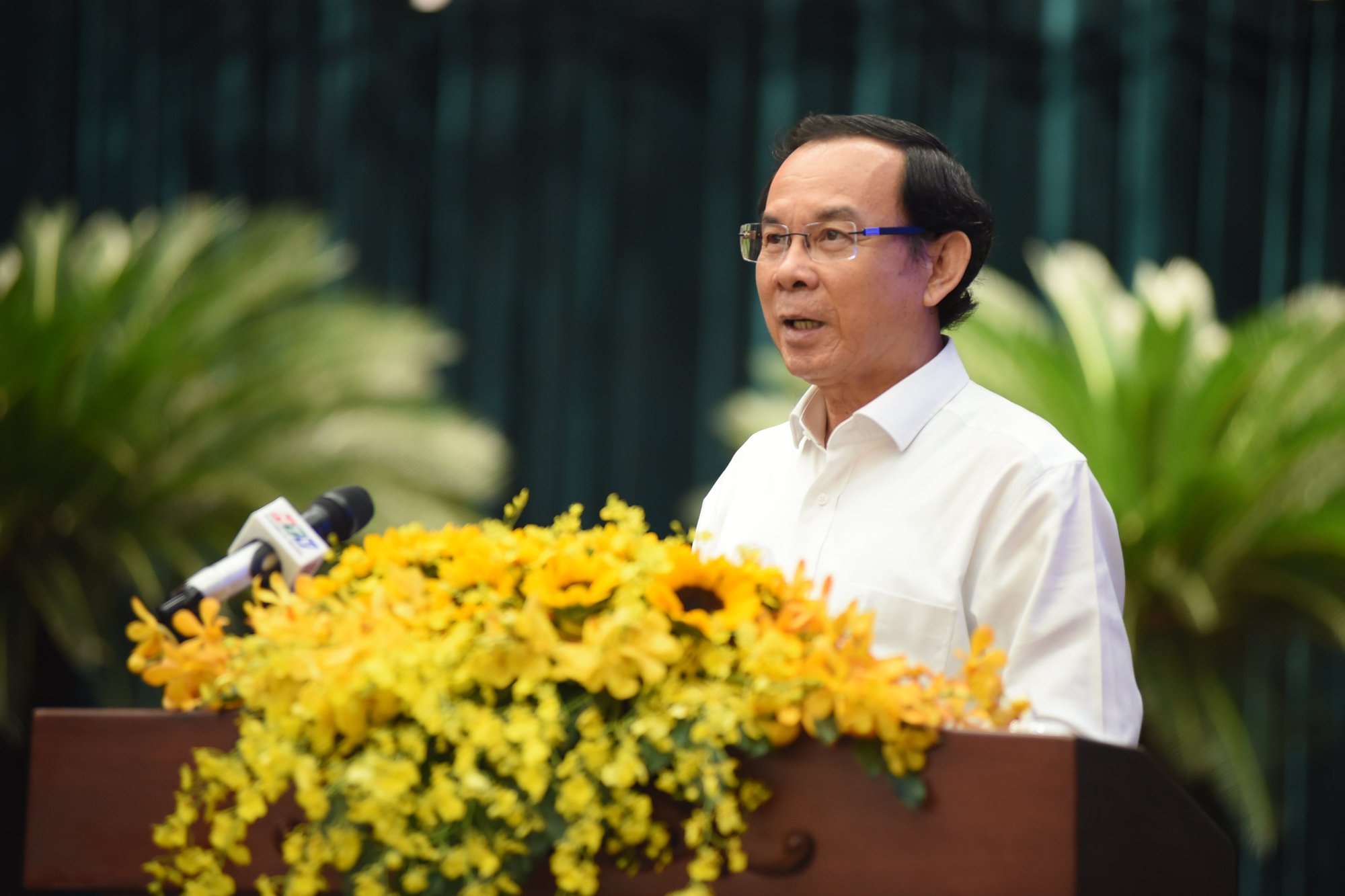 Bí thư Nguyễn Văn Nên: "Nhìn thấy TP HCM ngập chỗ này, ngập chỗ kia là rất xót"