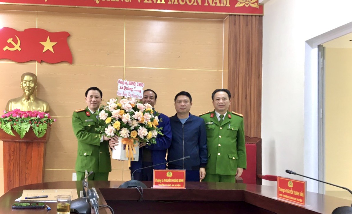 Quảng B&igrave;nh: L&agrave;m r&otilde; vụ trưởng th&ocirc;n bất ngờ bị kẻ lạ mặt ch&eacute;m trọng thương - Ảnh 3.